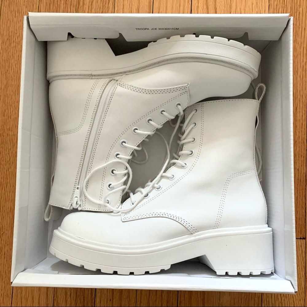 Steve Madden boots
